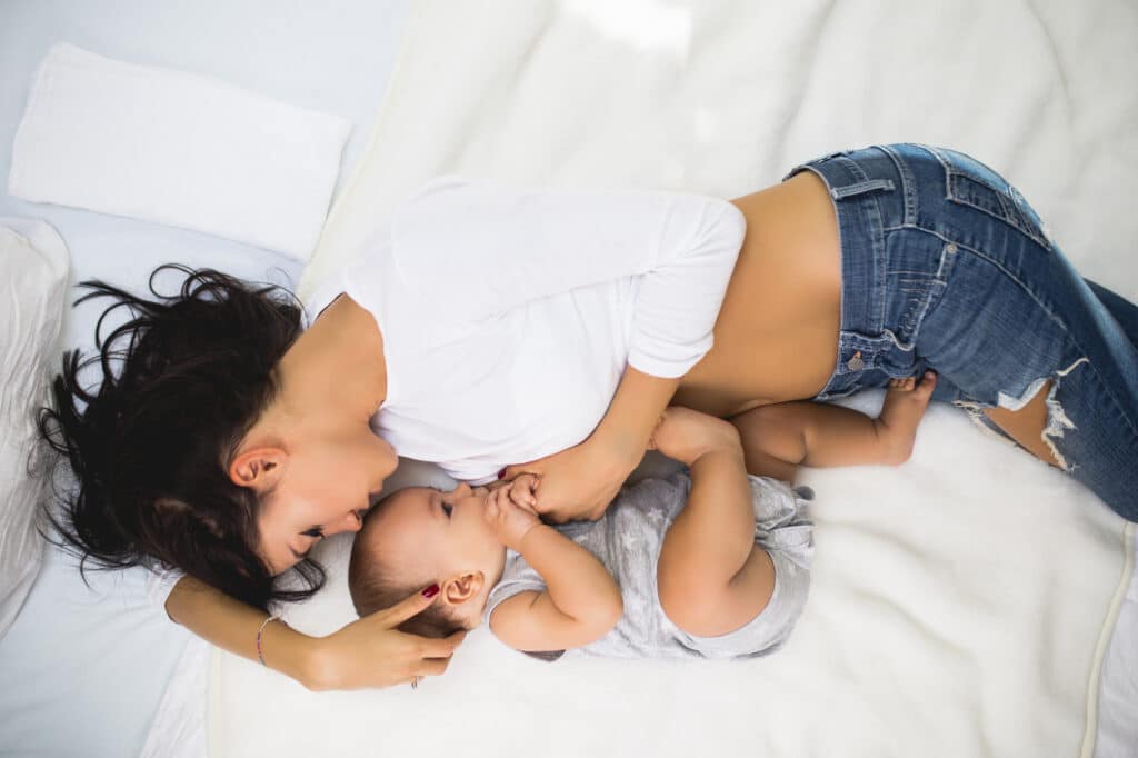breastfeeding tips for new mom